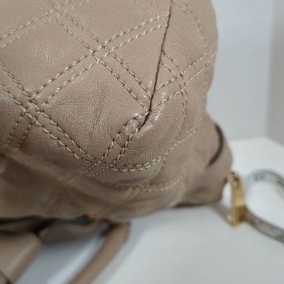 Marc Jacobs Bruna Tan Quilted Leather Handbag, Gold Hardware - Picture 13 of 17
